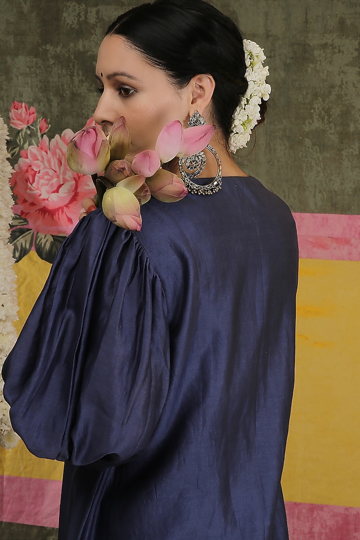 Midnight Blue Marodi Embroidered Kurta Set by Vrinda by Pundrik Dubey at Pernia's Pop Up Shop