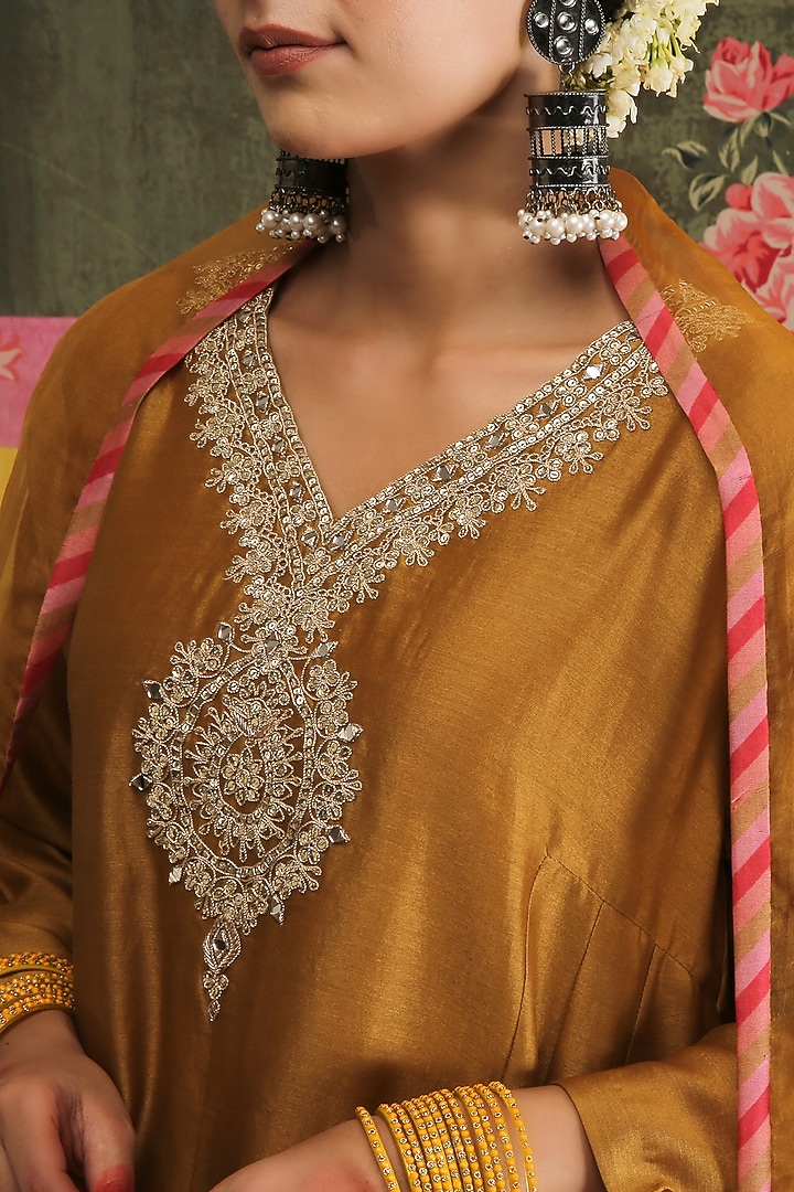 Golden Yellow Marodi Embroidered Kurta Set by Vrinda by Pundrik Dubey at Pernia's Pop Up Shop