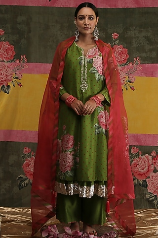 Green Zardosi Hand Embroidered Kurta Set by Vrinda by Pundrik Dubey