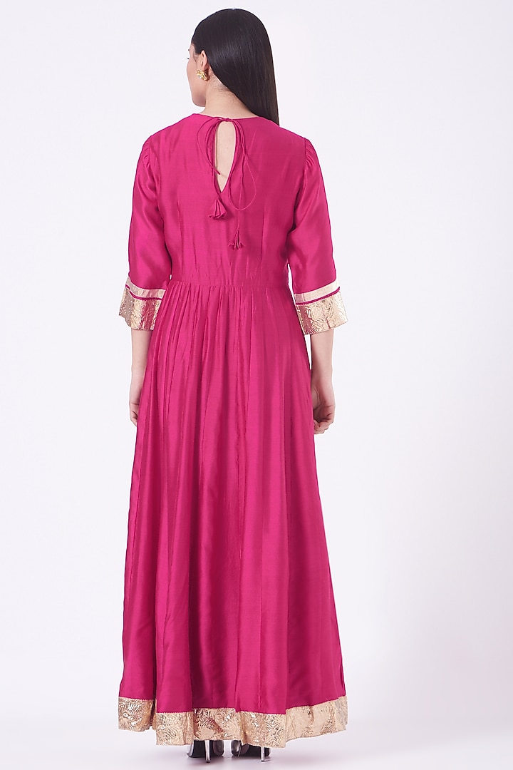Deep Pink Embroidered Party Wear Anarkali Set by Pinki Sinha at Pernia's Pop Up Shop
