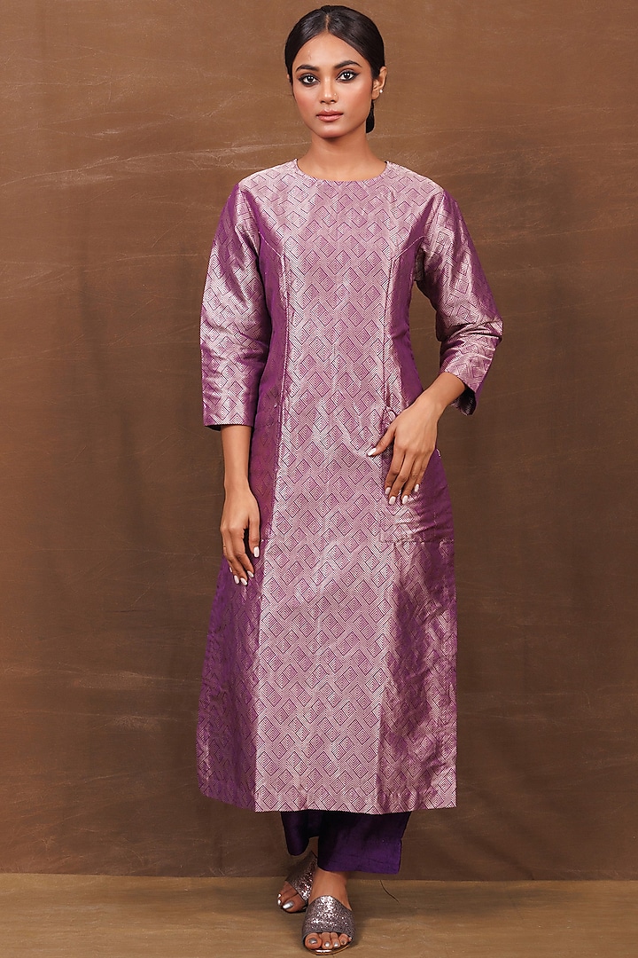 Purple Banarasi Silk Handwoven Kurta Set by Pinki Sinha