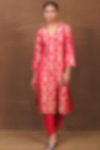 Pink Banarasi Silk Handwoven Long Jacket Set by Pinki Sinha