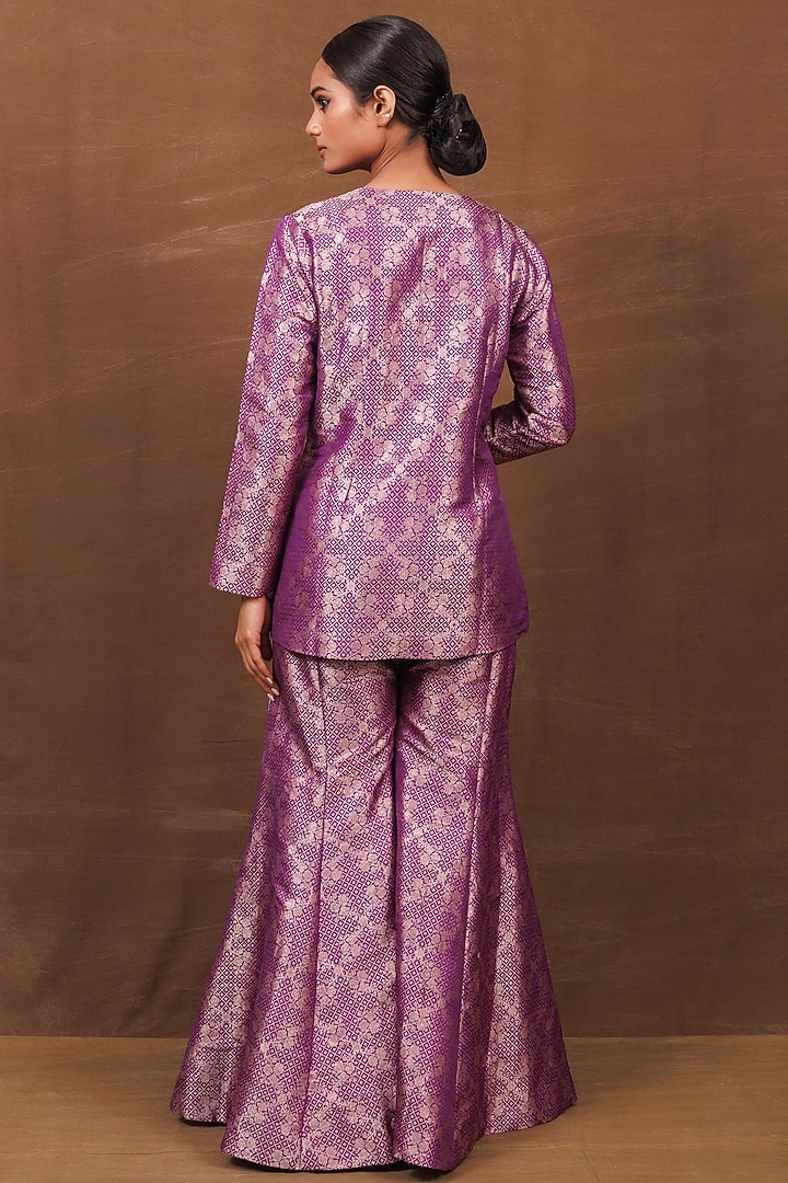 Purple Banarasi Silk Handwoven Gharara Set by Pinki Sinha at Pernia's Pop Up Shop