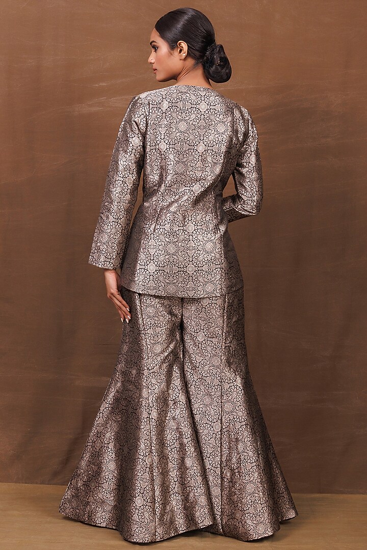 Black Banarasi Silk Handwoven Gharara Set by Pinki Sinha at Pernia's Pop Up Shop