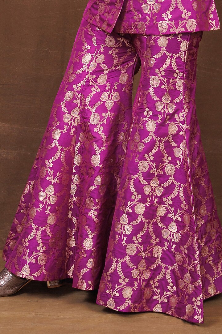 Purple Banarasi Silk Handwoven Gharara Set by Pinki Sinha at Pernia's Pop Up Shop