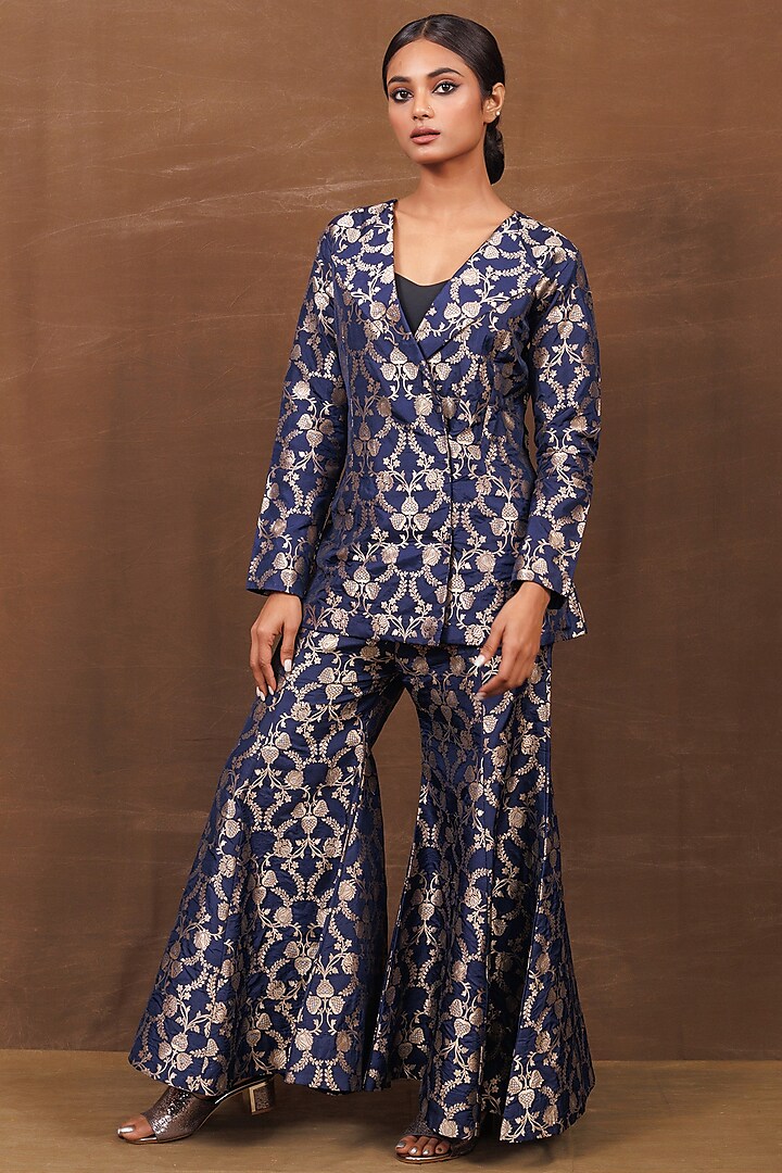 Blue Banarasi Silk Handwoven Gharara Set by Pinki Sinha