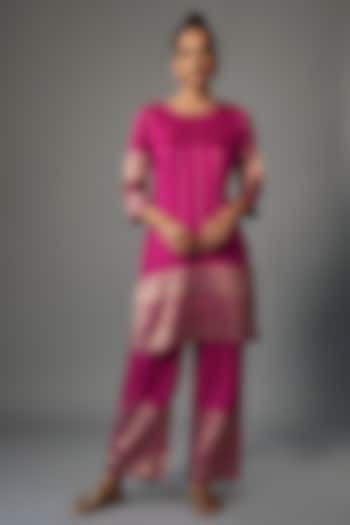 Pink Banarasi Silk Kurta Set by Pinki Sinha