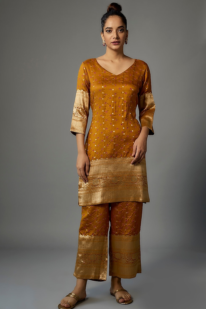 Yellow Banarasi Silk Kurta Set by Pinki Sinha