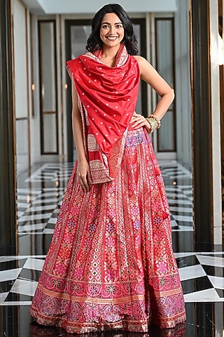Coral Pure Silk Handwoven Banarasi Lehenga Set by Pinki Sinha
