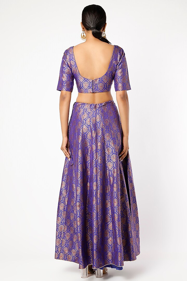 Blue Lehenga Set With Mughal Jaal Zari Work by Pinki Sinha at Pernia's Pop Up Shop