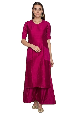 Pink Embroidered Raw Silk Kurta Set by Pinki Sinha