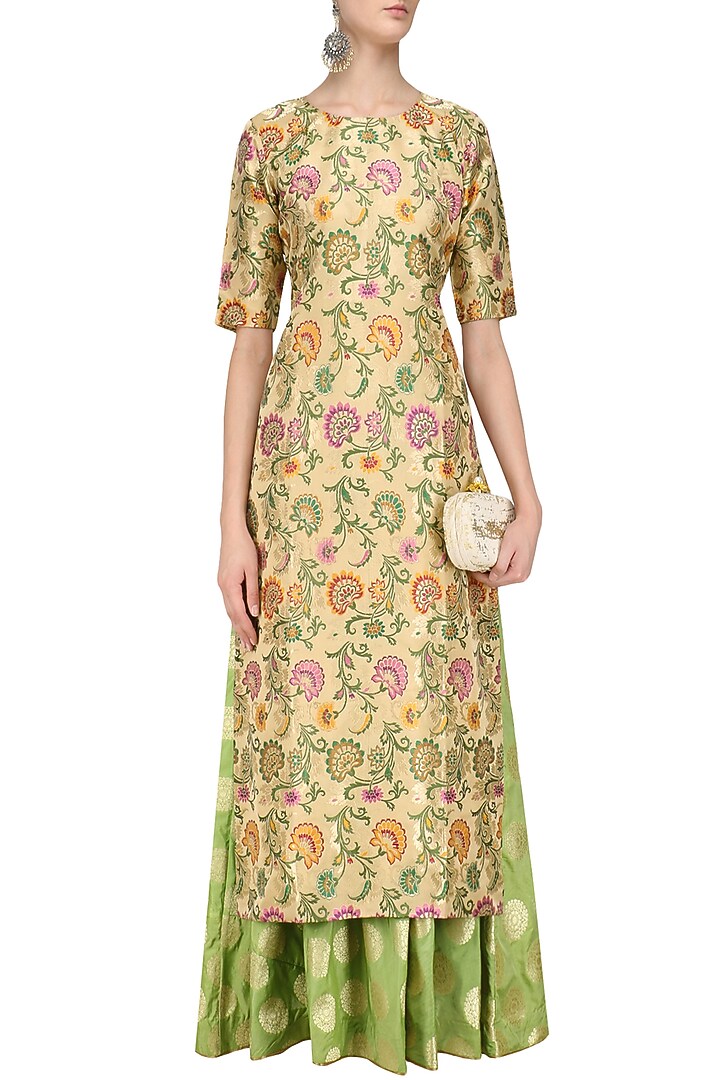Beige khim khaab kurta and banarsi skirt set available only at Pernia's Pop Up Shop.