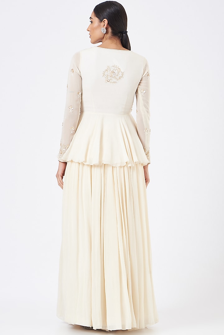 White Embroidered Skirt Set by Vaarha at Pernia's Pop Up Shop