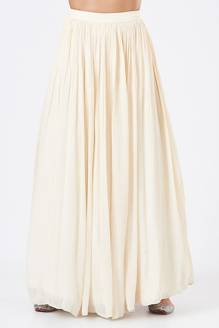 White Embroidered Skirt Set by Vaarha at Pernia's Pop Up Shop