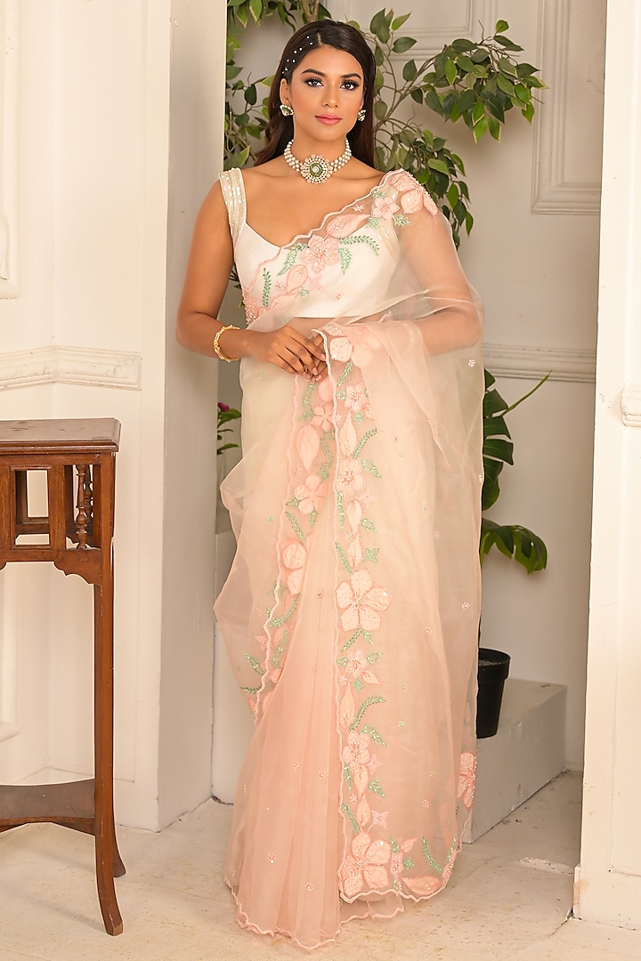 Ivory Organza Applique Embroidered Saree Set by Vridhi Somaani
