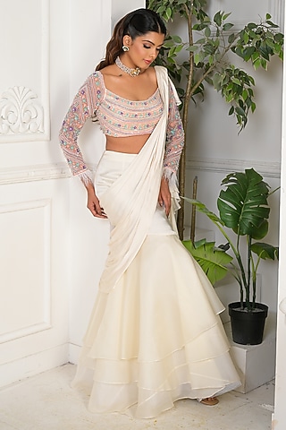 Ivory Satin Georgette Draped Saree Set by Vridhi Somaani