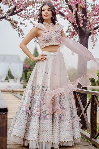 Ivory Raw Silk Pearl Hand Embroidered Lehenga Set by Vridhi Somaani