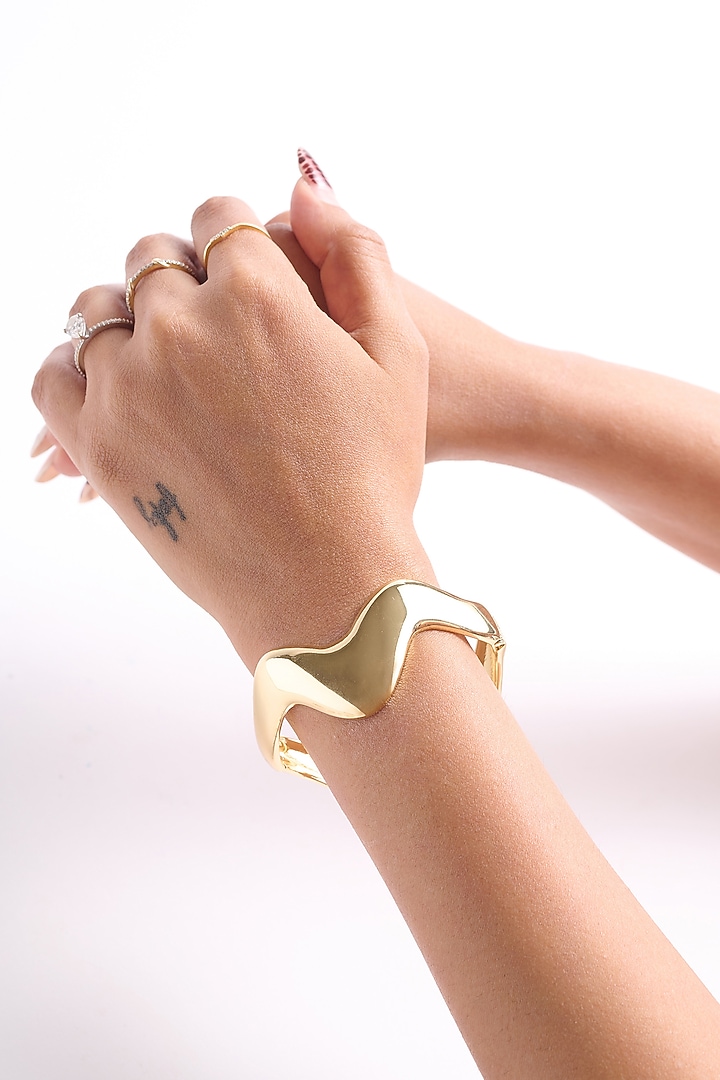 Gold Finish Curved Necklace by Virago Jewellery at Pernia's Pop Up Shop