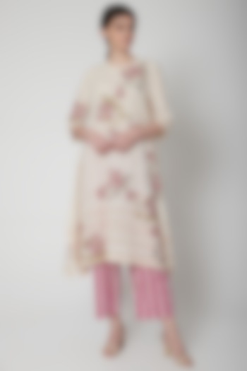 White Floral Print Asymmetric Kurta by Vineet Rahul at Pernia's Pop Up Shop