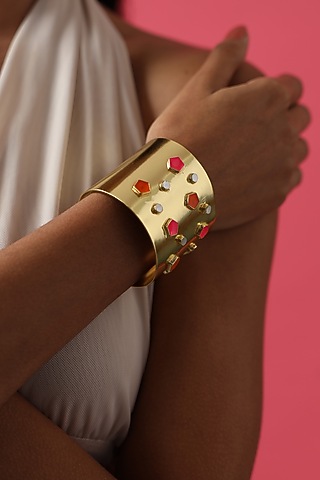 Gold Finish Enameled Bangle by Varnika Arora