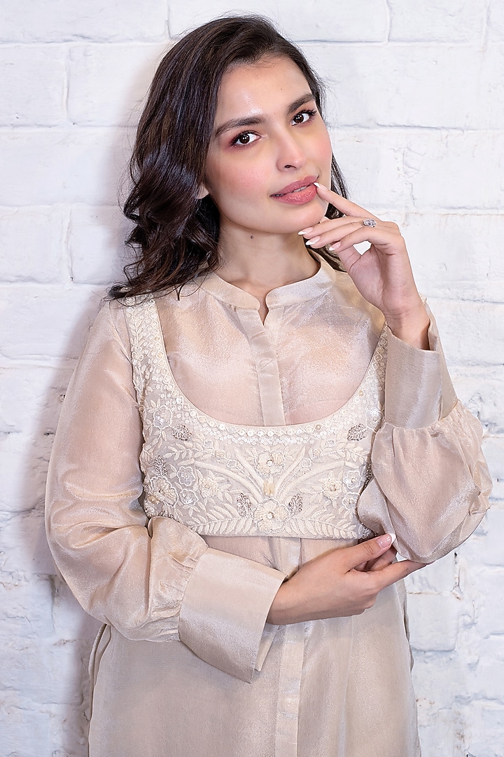 Ivory Silk Tissue Shirt Kurta Set by Vasavi Shah at Pernia's Pop Up Shop