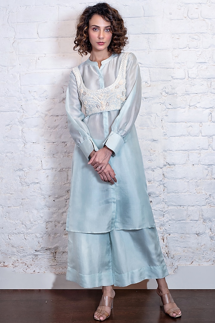 Turquoise Blue Silk Tissue Shirt Kurta Set by Vasavi Shah