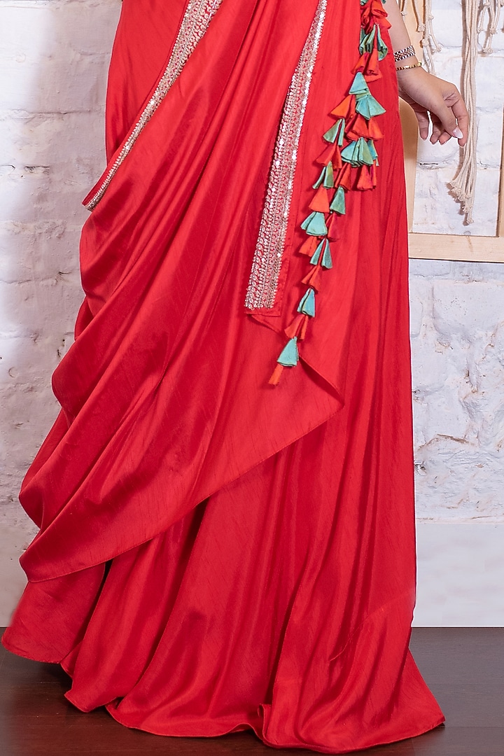 Red Embroidered Lehenga Set by Vasavi Shah at Pernia's Pop Up Shop