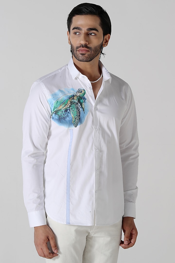 White Egyptian Giza Cotton Embroidered Shirt by Vasnam Jaipur at Pernia's Pop Up Shop