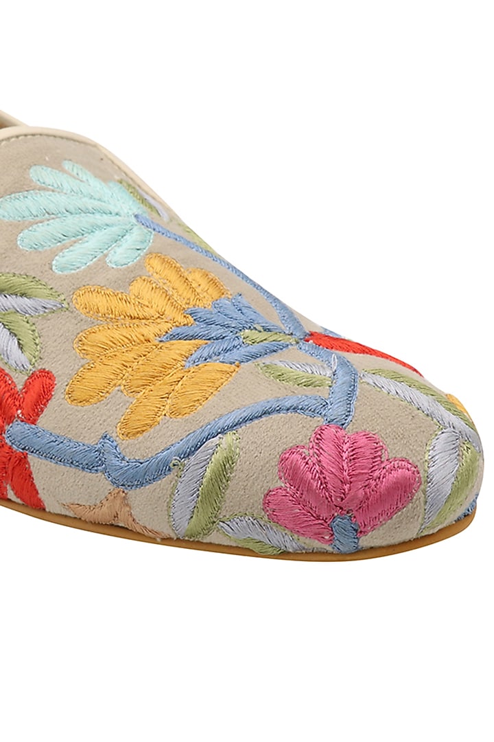 Beige Embroidered Loafers by PAKO at Pernia's Pop Up Shop