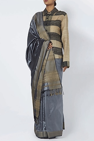 Grey Handwoven Silk Saree by Vaishali S