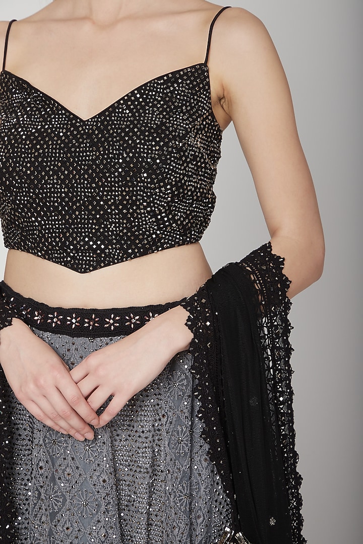 Black Net Mirror Embroidered Chikankari Wedding Lehenga Set by Vandana Sethi at Pernia's Pop Up Shop
