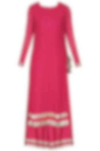 Pink embroidered kurta set available only at Pernia's Pop Up Shop.