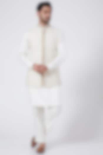 Off White Kurta Set With Bundi Jacket by Vavci