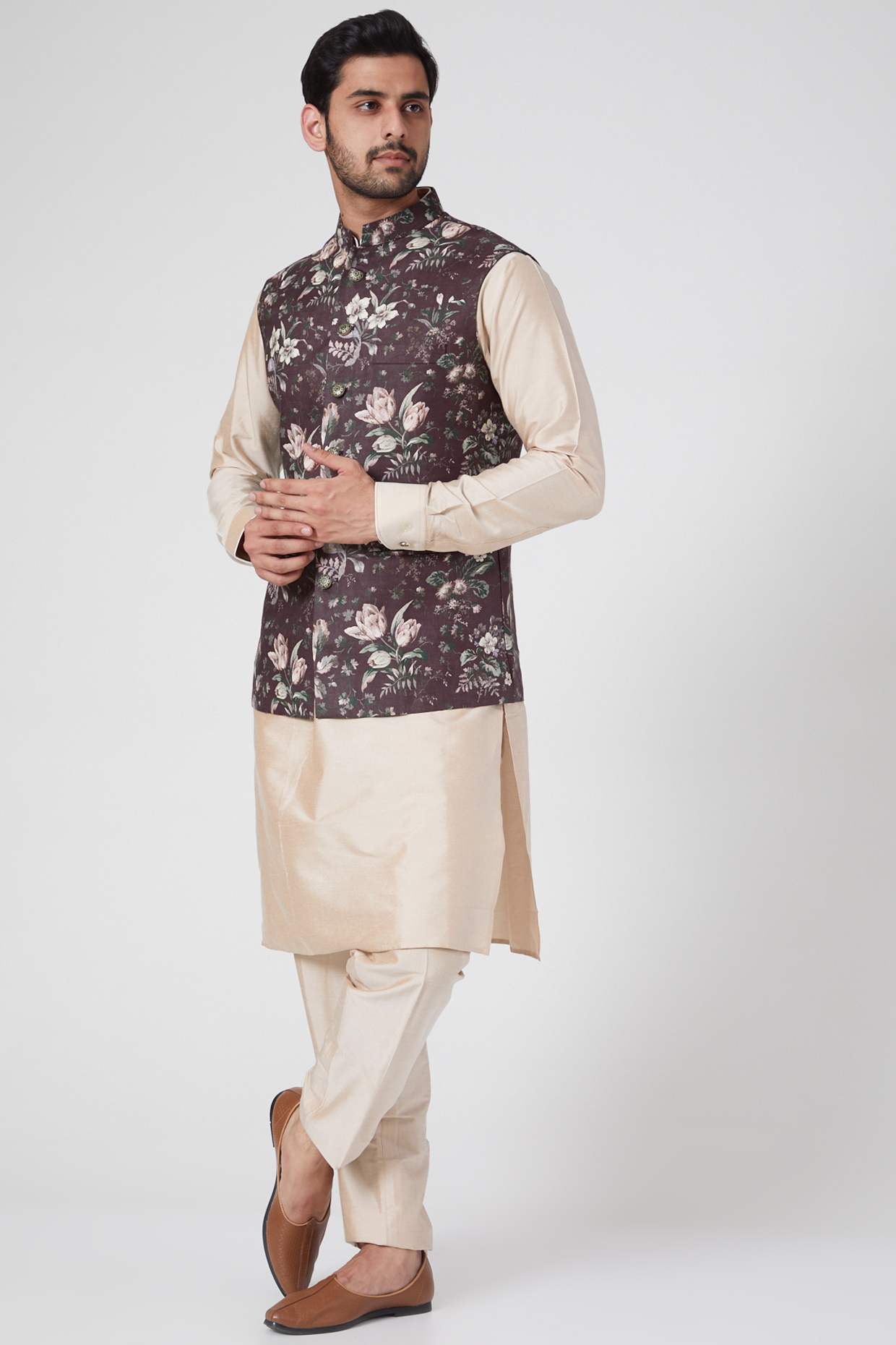 Light Beige Kurta Set With Printed Bundi Jacket by Vavci at Pernia's Pop Up Shop