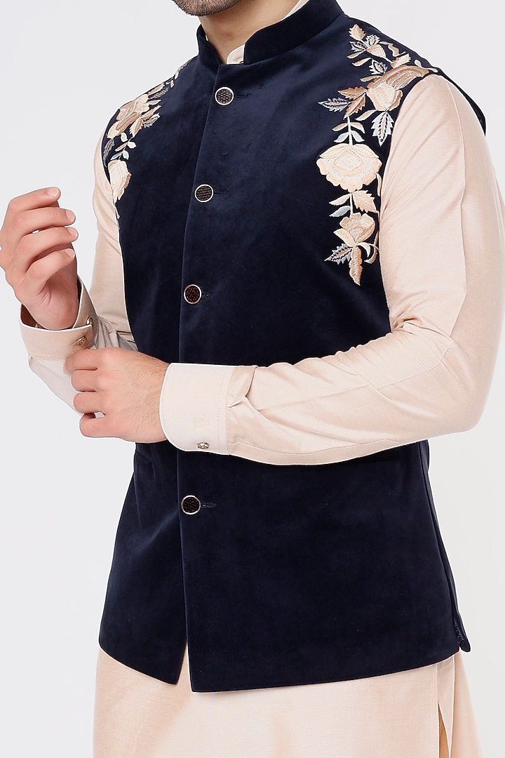 Cobalt Blue Velvet Bundi Jacket With Kurta Set by Vavci at Pernia's Pop Up Shop