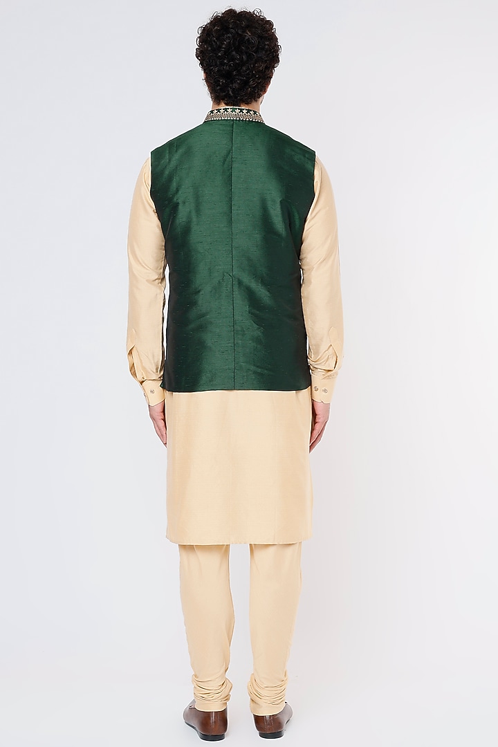 Emerald Green Silk Bundi Jacket With Kurta Set by Vavci at Pernia's Pop Up Shop
