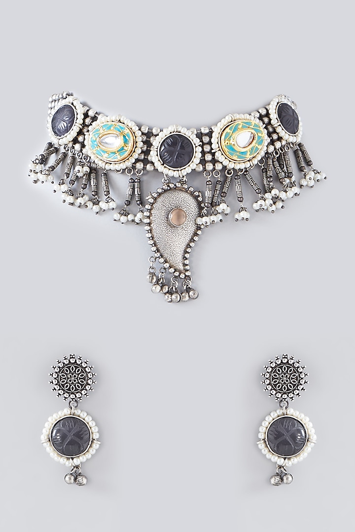 Oxidised Silver Finish Black Kundan Polki & Mirror Necklace Set by Velvetbox by Shweta
