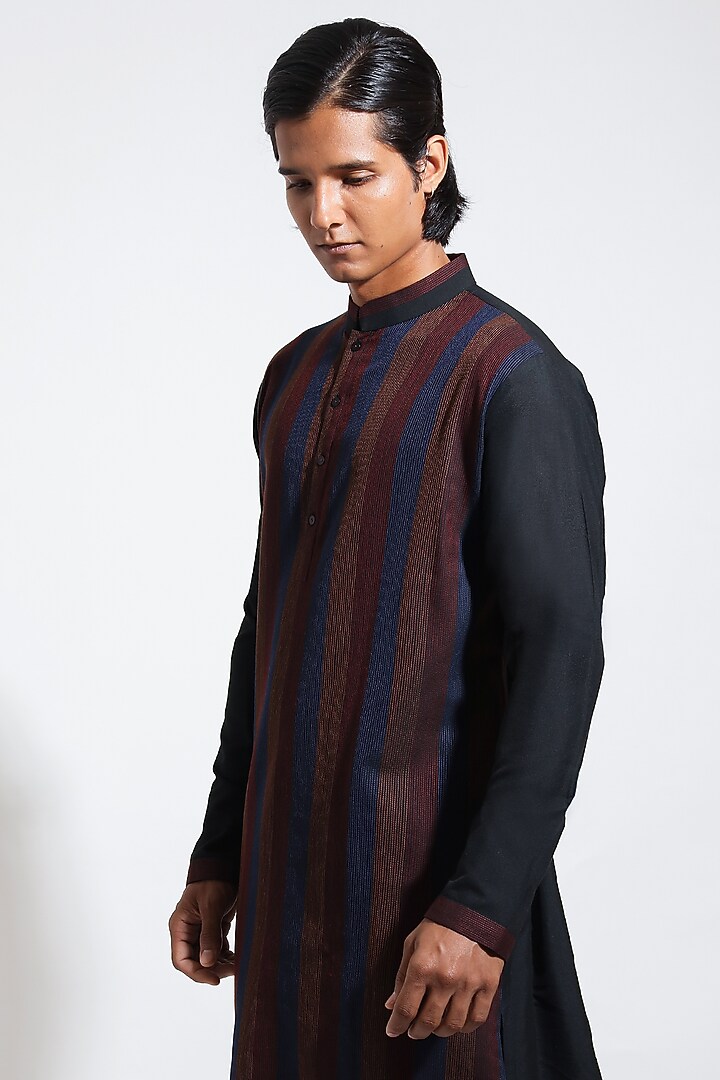 Black Spun Cotton Kurta Set by Vivek Karunakaran at Pernia's Pop Up Shop