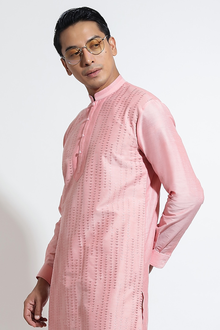 Light Pink Spun Cotton Embroidered Kurta Set by Vivek Karunakaran at Pernia's Pop Up Shop