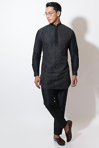 Black Spun Cotton Pathani Kurta Set by Vivek Karunakaran