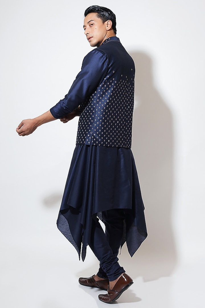 Navy Blue Silk Embroidered Bundi Jacket Set by Vivek Karunakaran at Pernia's Pop Up Shop