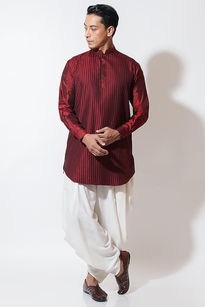 Red Silk Pathani Kurta by Vivek Karunakaran at Pernia's Pop Up Shop