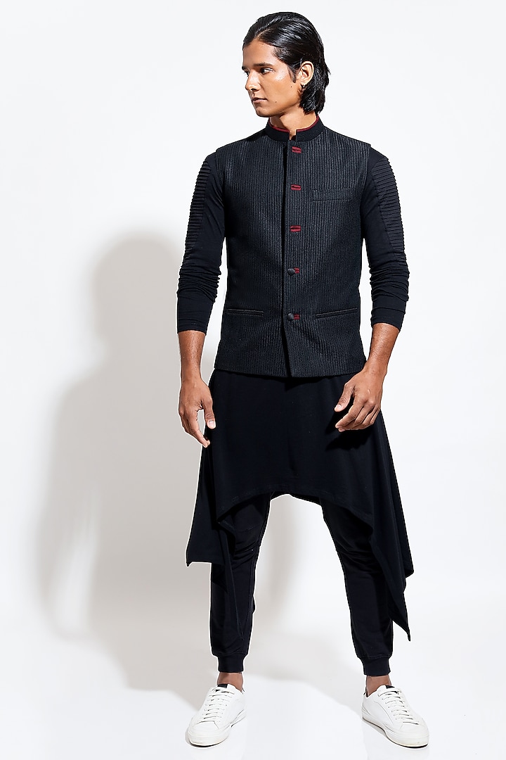Black Cotton Silk Machine Embroidered Bundi Jacket Set by Vivek Karunakaran