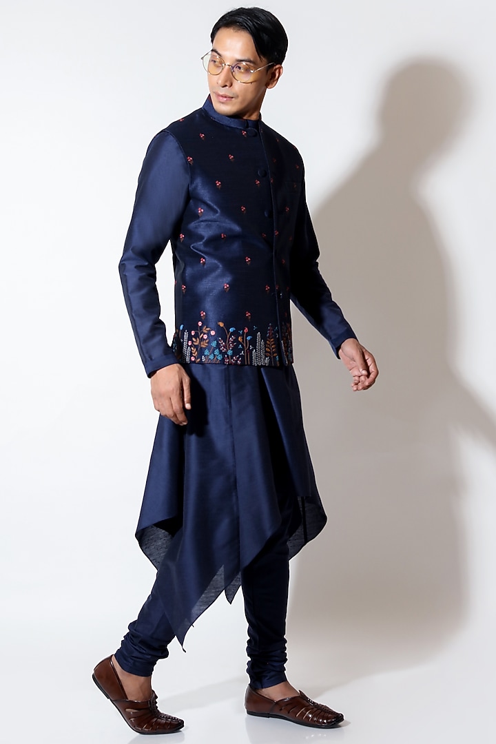 Blue Cotton Silk Hand & Machine Embroidered Bundi Jacket Set by Vivek Karunakaran at Pernia's Pop Up Shop