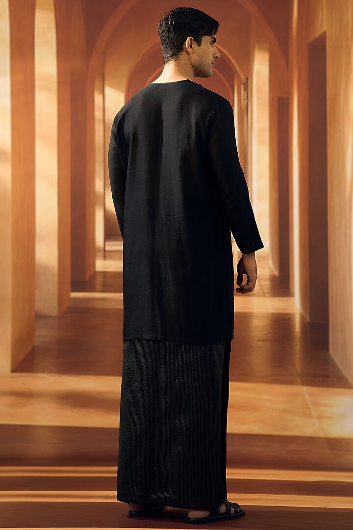 Black Chanderi Handstitch Kurta by Vivek Karunakaran at Pernia's Pop Up Shop