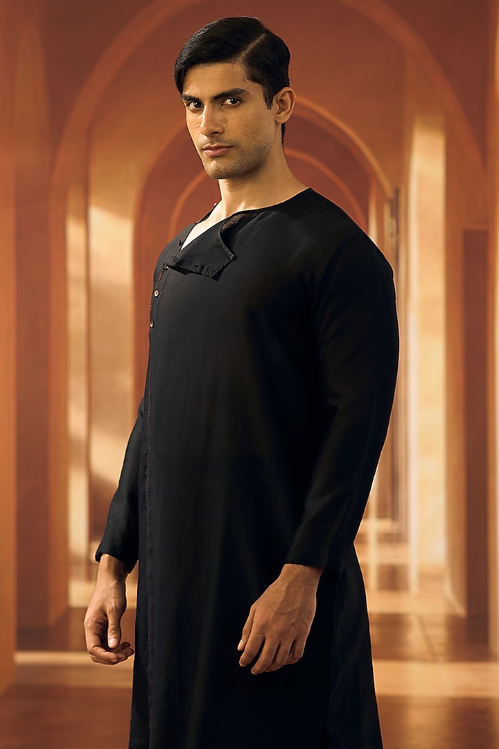 Black Chanderi Handstitch Kurta by Vivek Karunakaran at Pernia's Pop Up Shop