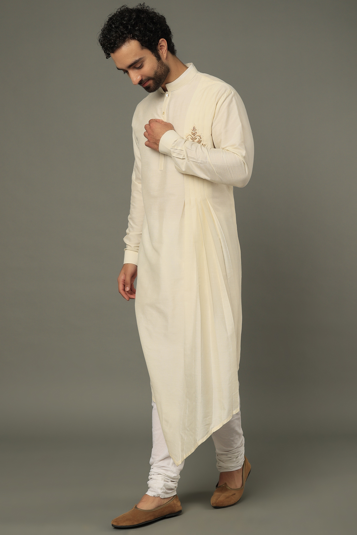 Ivory Cotton Embroidered Kurta Set by Vivek Karunakaran