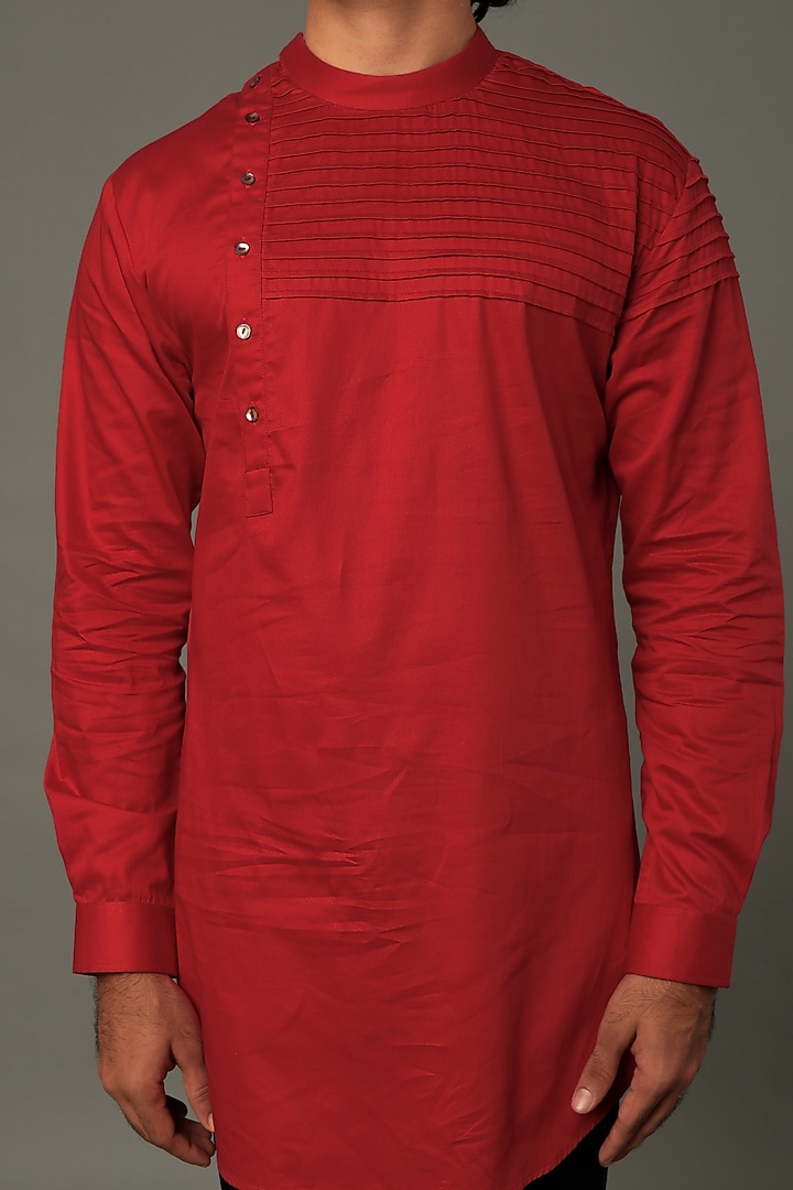Red Poplin Kurta by Vivek Karunakaran at Pernia's Pop Up Shop