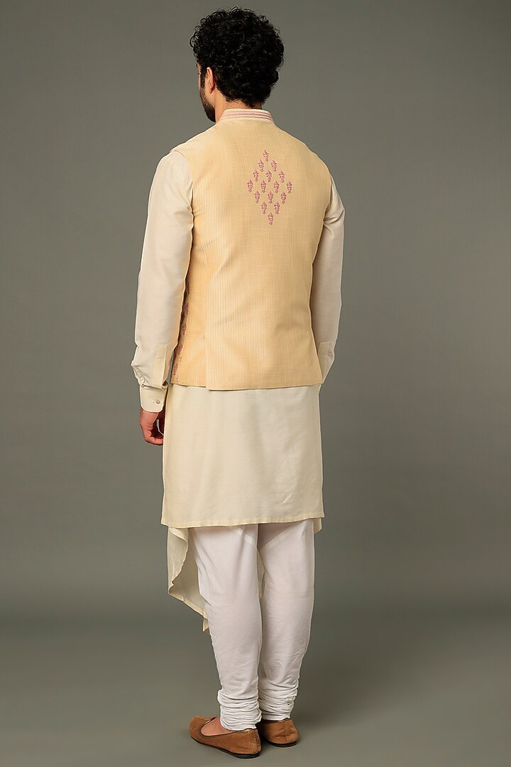 Beige Raw Silk Embroidered Bundi Jacket by Vivek Karunakaran at Pernia's Pop Up Shop