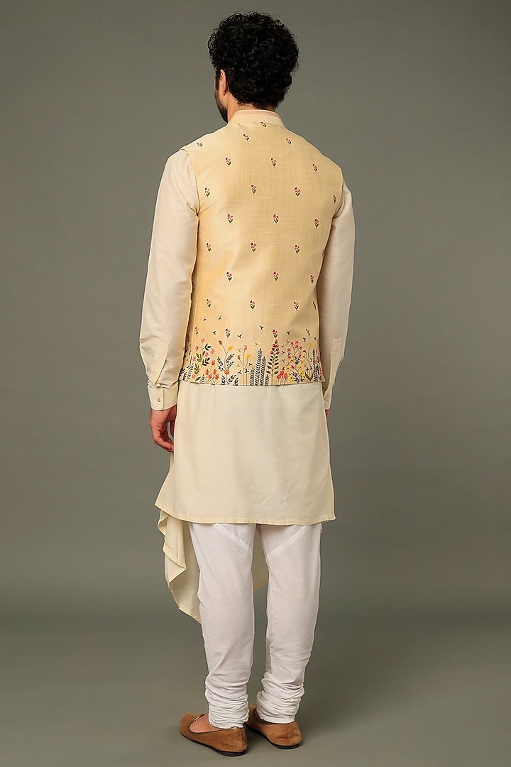 Beige Embroidered Bundi Jacket by Vivek Karunakaran at Pernia's Pop Up Shop